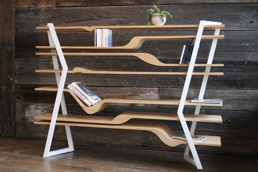 Meuble en bois, réalisé durant la formation collégiale technique en métiers d’art, option ébénisterie artisanale, à l’École d’ébénisterie d’art de Montréal.