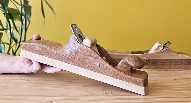 Le rabot : Outil indispensable pour une finition impeccable
